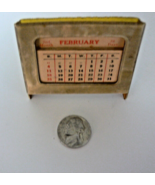 1930&#39;s? Vintage Plastic Perpetual Calender Desk 4&quot; X 2&quot; Paper Calendar - £15.11 GBP