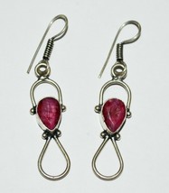 VINTAGE STERLING SILVER RUBY? EARRINGS - £26.76 GBP