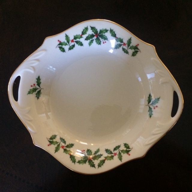 Lenox Holiday Christmas Holly and Berries Open Candy Dish 7" - $18.61