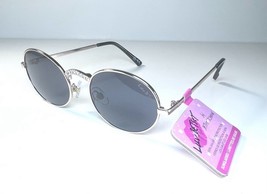 NEW BETSEY JOHNSON Luv Betsey Gold Rhinestone Classic LUV SGLD Sunglasse... - $920.80 MXN