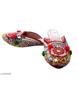 Punjabi women jutis mojaris Indian Free shipping Chappal Sandal Ethnic S... - $406.17 MXN