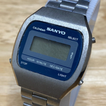 Vintage Sanyo Digital Quartz Watch Men Silver Barrel ~ For Parts Repair - £20.82 GBP