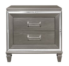 Silver Gray Nightstand: Elegant Metallic Finish - $9,064.76 MXN