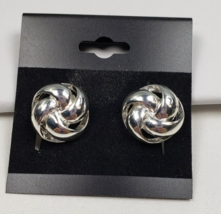 Vintage HMN Signed 1/2 &quot; Silver Tone ROUND Knot Clip on Earrings - £19.77 GBP