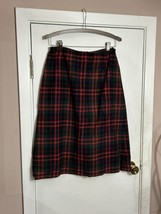 Vintage 1970s Pendleton Wool Plaid Skirt Tartan back pleat red green 28&quot; waist - £15.63 GBP