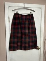 Vintage 1970s Pendleton Wool Plaid Skirt Tartan back pleat red green 28&quot; waist - £15.76 GBP