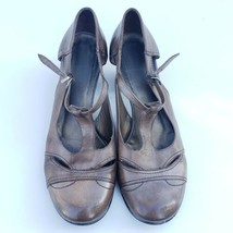 Fidji Mary Jane Pumps Womens 40.5/10.5 T Strap Buckle Distressed  - $278.20 MXN