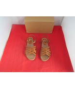 JOURNEE COLLECTION Women&#39;s Kimmie Sandals - Tan - US Size 7 1/2  -  #691 - $29.77 CAD