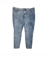 YMI WannaBettaButt Women&#39;s Plus Size 24 Acid Wash Jeans Stretch Denim Bo... - $32.40 CAD