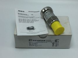 BD Sensors 110-M160-3-5-M00-100-1-000 Pressure Transmitter 14-30VDC  DMP... - $98.00