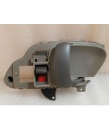 Passenger R Interior Door Handle 88 89 90 91 92 93 94 Chevy GMC C/K Pick... - $39.37 CAD