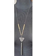 Beautiful Arrowhead Style Necklace - £5.42 GBP