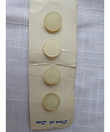 Casa de Leon Shell Design Buttons 4 on card with 1 metal Loop on back (#... - $15.03 CAD