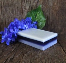 Lilac Spring Handmade Organic Layered Soap Bar - £3.90 GBP