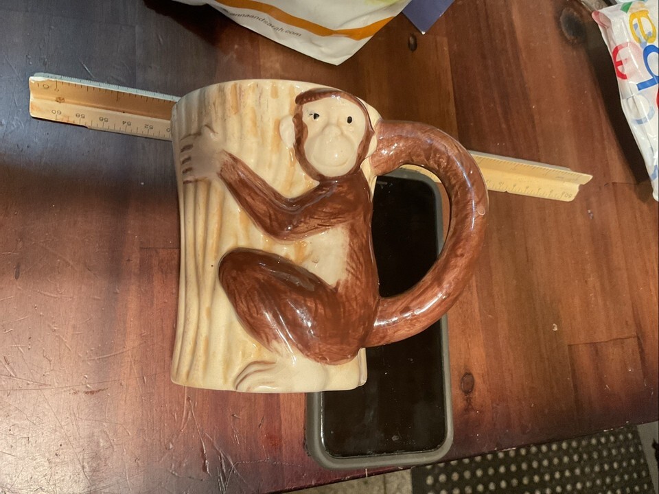 Pier 1 Imports Monkey Hug Mug  Hand Painted Dolomite Stoneware Chimp Tail Handle Item image 13