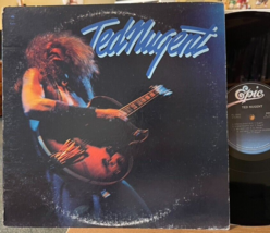 Ted Nugent Self-Titled 1st Vinyl LP Epic PE 33692 Stranglehold Snakeskin Cowboys - £19.10 GBP