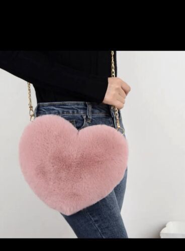 Women&#39;s Heart Shaped Faux Fur Crossbody Wallet Purse Chain Shoulder Bag ... - $10.25