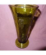 Vintage Indiana Green Glass Raised Harvest Grape Foliage Flower Vase 7&quot; ... - £14.07 GBP