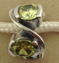 Authentic Chamilia Retired Forever Light Green Cz Charm, Jb18d, New - $534.78 MXN
