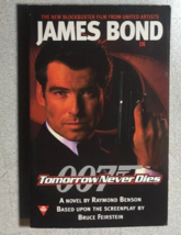JAMES BOND 007 Tomorrow Never Dies Raymond Benson (1997) Boulevard paperback 1st - £10.89 GBP
