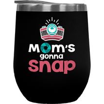 Mom&#39;s Gonna Snap Cute Pun Coffee &amp; Tea Gift Mug For A Mom, Mother, Stepmom, Sibl - £22.14 GBP