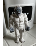 Yeti Action Figure Collectible Statue - Decor Figurine - $183.94 MXN