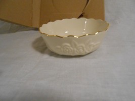 Lenox China Rose Blossom Candy Condiment Nut Bowl Dish 24 K Gold Trim 4-3/4 x 2&quot; - £14.65 GBP