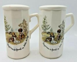 VTG Holly Hobbie Salt &amp; Pepper Shakers Happiness is Found in Little Things U115 - £8.70 GBP