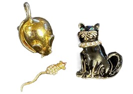 VINTAGE LOT OF 3 Brooch’s Pins Monet Cats &amp; Mice /Mouse Cat Gold Plated Rstones - £16.90 GBP