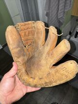 Vtg JC Higgins 150 Baseball Glove Mitt 1684 Sears Roebuck Co  Billy Pier... - $529.00 MXN