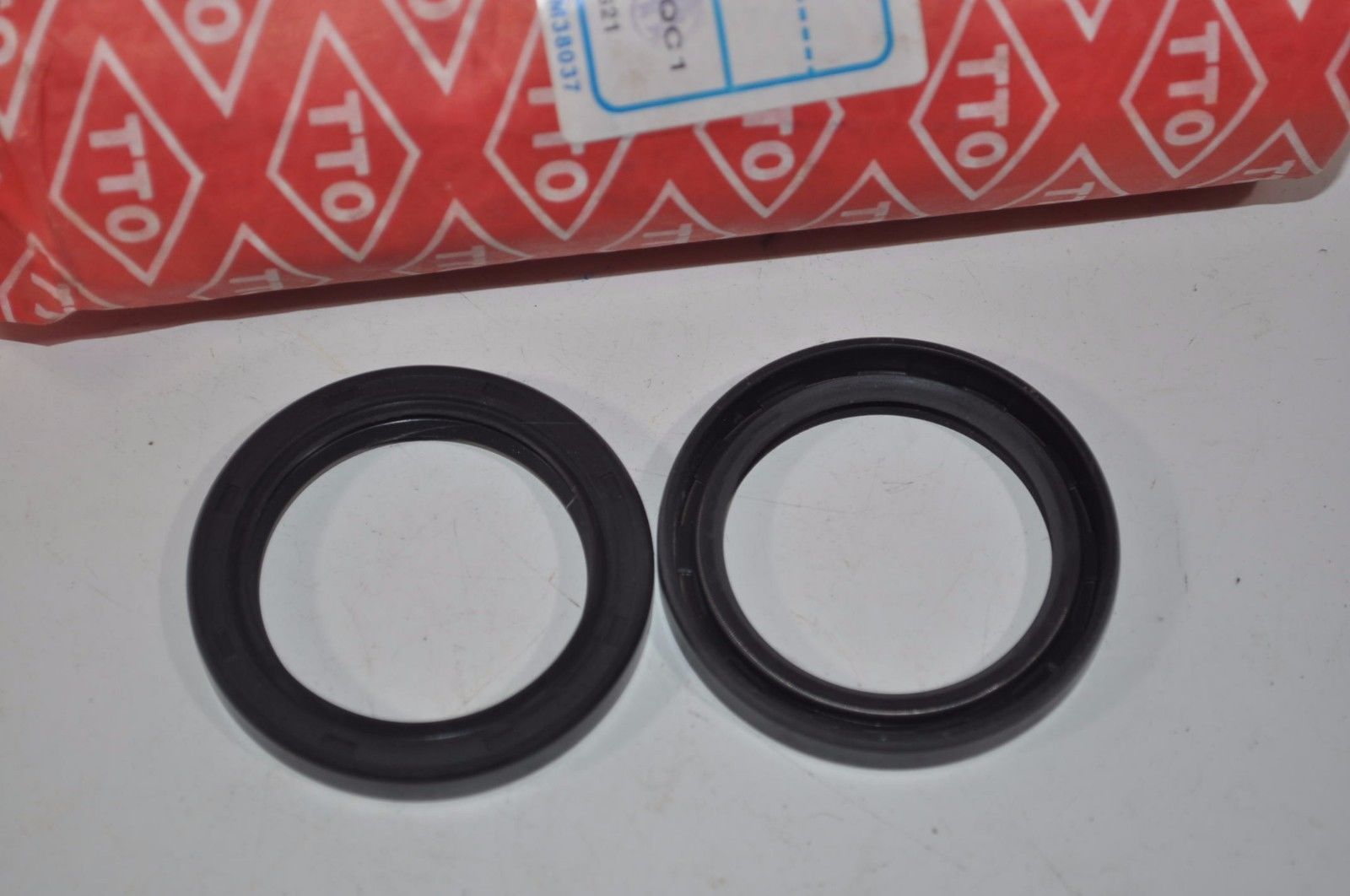 Lot of 2 TTO E837 Double Lip Shaft Oil Seal TC 43mm x 58mm x 8mm PN# TC ... - $12.46