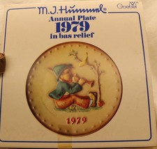 New in Box M. J. Hummel 9th Annual 1979 Collector Plate Goebel Singing Lessons - £14.62 GBP