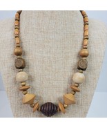 Vintage Hippie Earthy Wood Beaded Necklace 23 Inch - €10,30 EUR Vintage Hippie Earthy Wood Beaded Necklace 23 Inch - €10,30 EUR