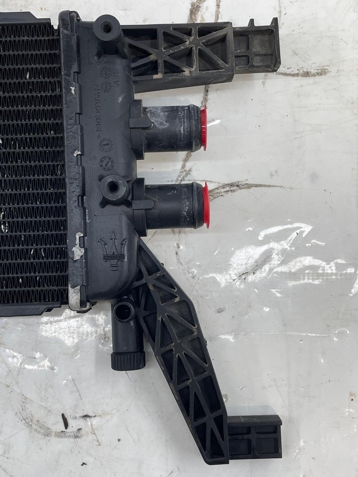 2014-2017 Maserati Quattroporte 3.0L Auxilliary Radiator OEM 16474838 Item image 8