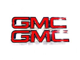 2015 2016 2017 GMC Yukon Canyon New Aftermarket Pair Emblem 22814065 - $55.69