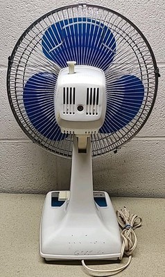 VTG TATUNG 3-SPEED OSCILLATING DESK FAN BLUE BLADES MODEL LC12-WSP WORKS GREAT! Item image 4