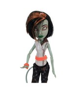 Monster High Scarah Screams with Tail Freaky Fusion Sarah - $59.39