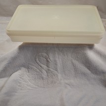 Tupperware Sheer 794 Bacon Deli Meat Keeper Container w/ Lid 795 - £8.44 GBP