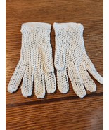 VINTAGE IVORY CROCHETED LADIES GLOVES WITH BUTTONS - £14.14 GBP