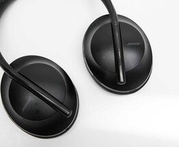Bose Headphones 700 Wireless Noise Cancelling Over-the-Ear Headphones - Black image 3