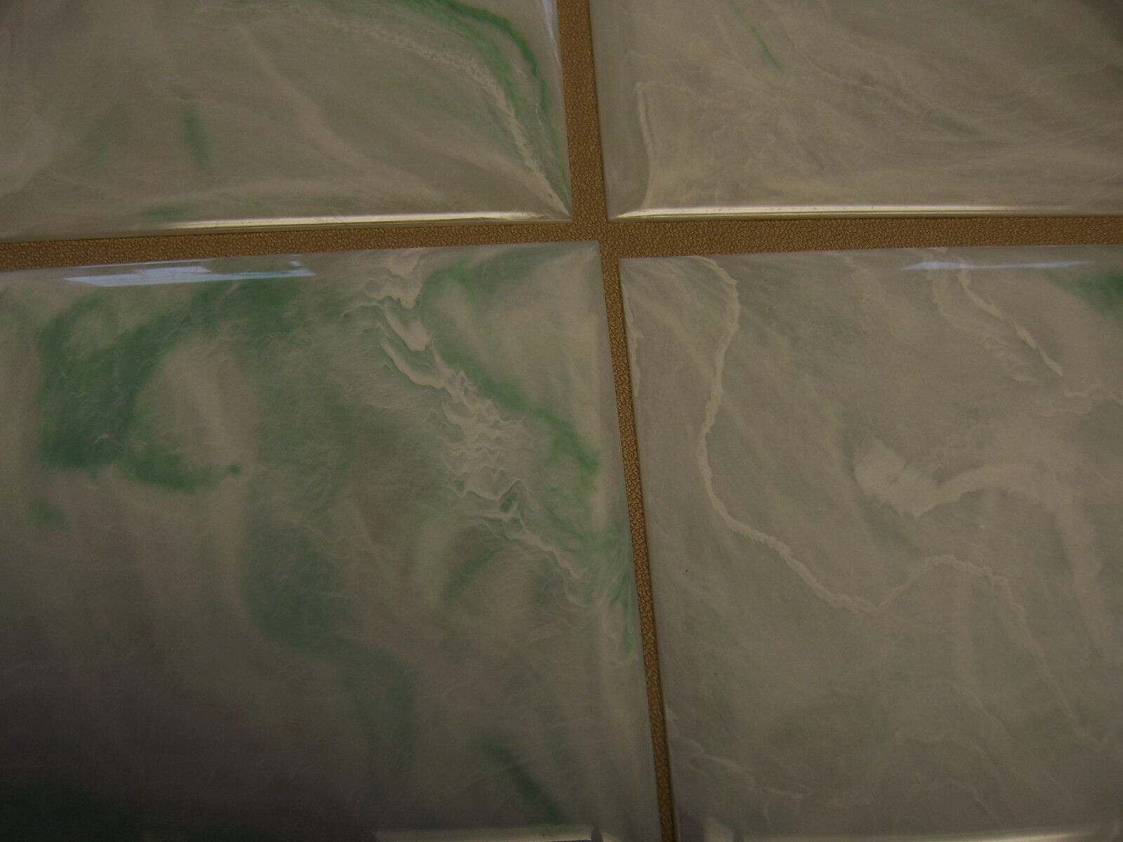 LIGHT GREEN SEAFOAM MARBLE PLASTIC TILE 4 1/4&quot; wall bathroom kitchen pol... - $4.94