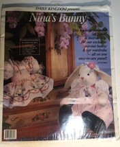 Vintage 1989 Daisy Kingdom Nina&#39;s Bunny Stuffed Animal Sewing Kit #9895 Spring - £17.90 GBP