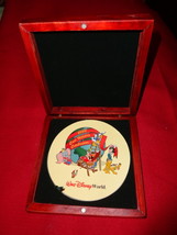 Disney CAST HOLIDAY CELEBRATION Christmas pin set 2000 - $35.00