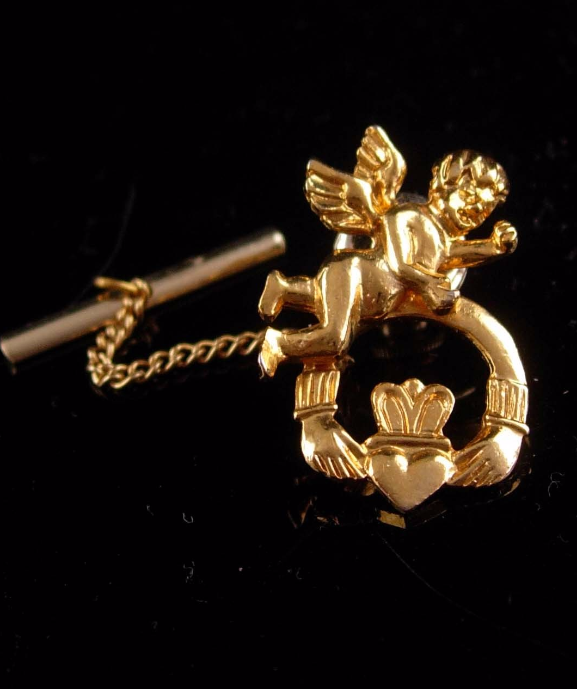 Vintage Celtic tie tack / gold cherub with chain / irish Claddagh / Ireland gift - $75.00