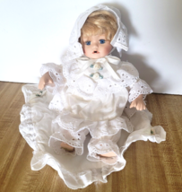 1995 Seymour Mann Connoisseur Collection Porcelain Baby Doll with Blanket 9.5" - £7.77 GBP
