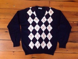 Vtg Lyle Scott 100% Super Lambs Wool Argyle V-Neck Sweater Scotland 44&quot; ... - $59.99