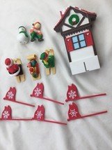 Mr Christmas Santa&#39;s Ski Slope Replacement Skiers And Accessories - $33.91 CAD
