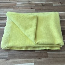 Faribo Fluff Loomed Twin ? Yellow Blanket Faribault Woolen Mill Co 88”x63” - $21.84