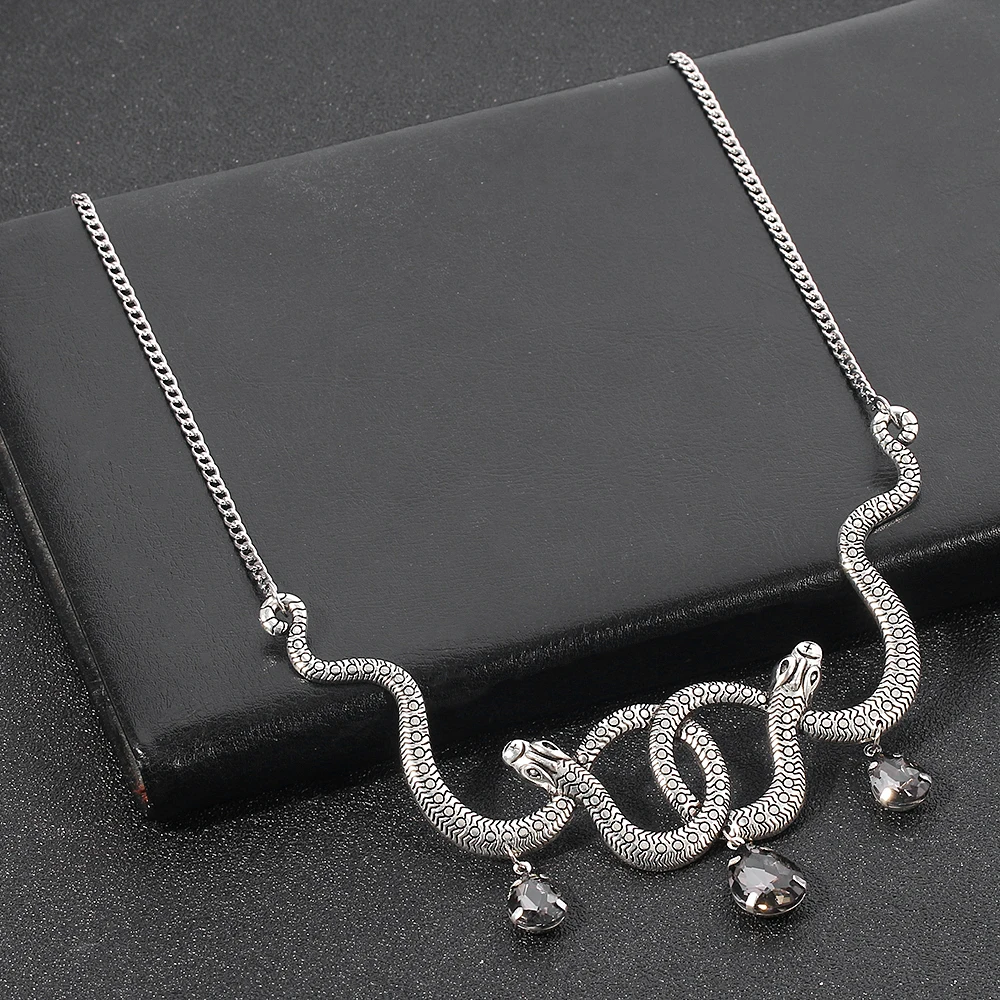 House Home Medusa Snake Aklace Double Snake Pendant Heavy Metal alloy Choker fas - £19.45 GBP