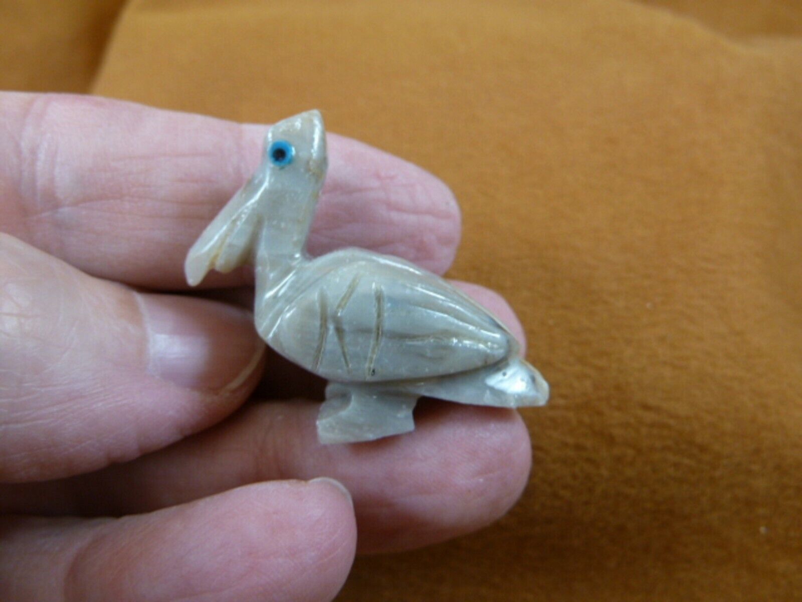 y-bir-pe-26 white gray Pelican carving FIGURINE gem SOAPSTONE PERU love ... - $8.59